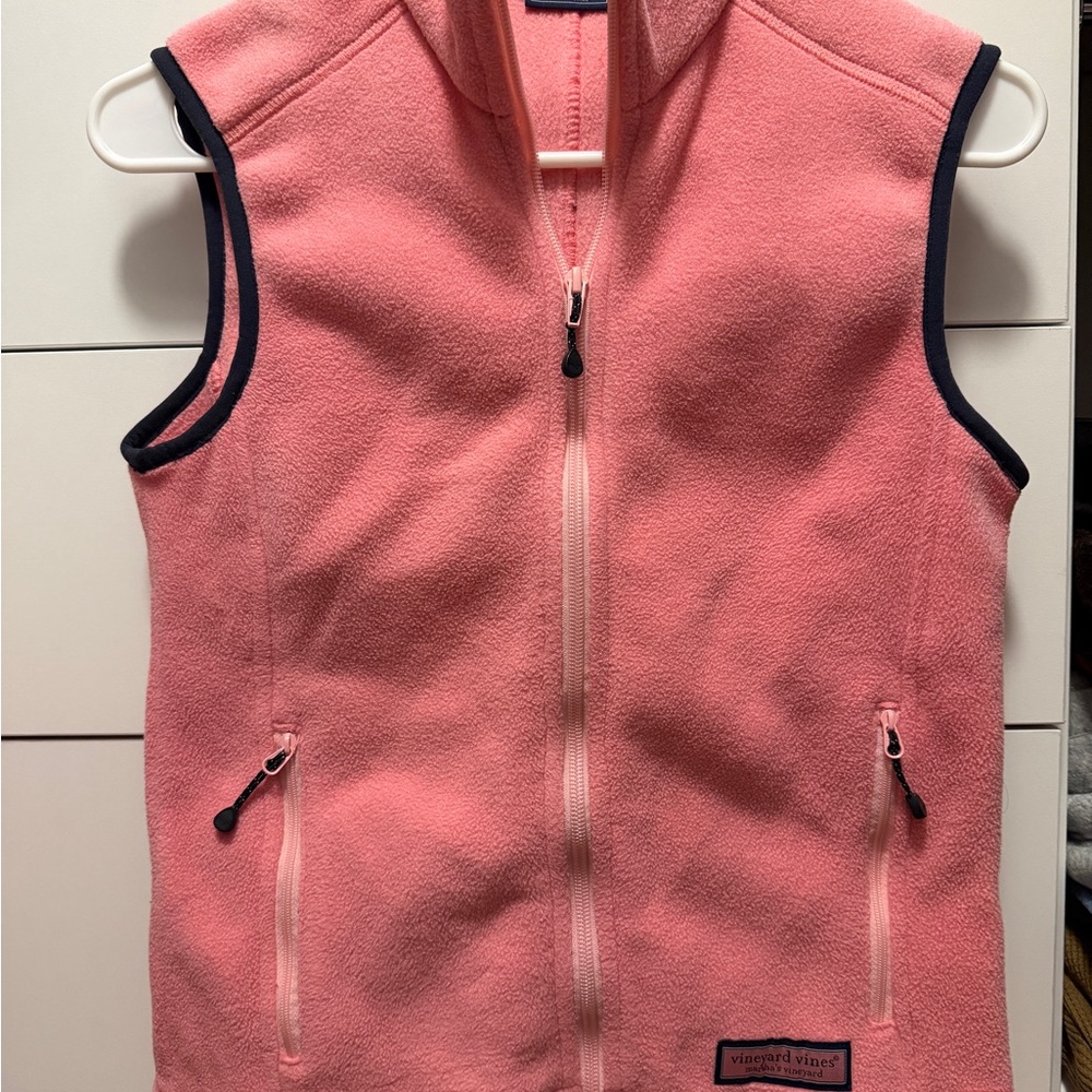 Vineyard Vines Pink Fleece Vest with Navy Accents